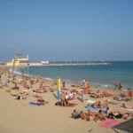 Platja de la Mar Bella can get much busier than this on weekends!