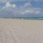 Empty beach at Haulover - a definite rarity on a weekday!