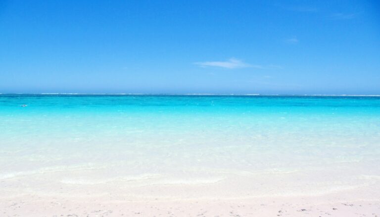 Stunning white sand and crystal clear water at Mauritius Beach Exmouth